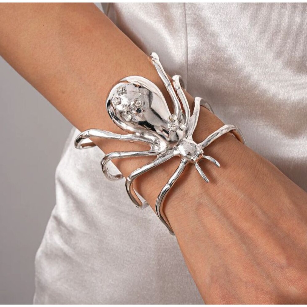 Silver Tone Rhinestone Spider Cuff Bracelet Gothic Glam Halloween Jewelry NEW